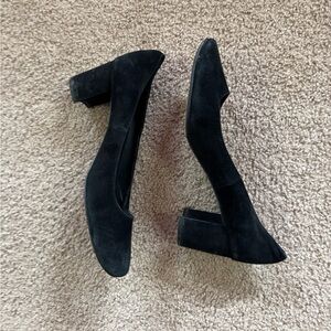 Vaneli Black Suede Solara Pump